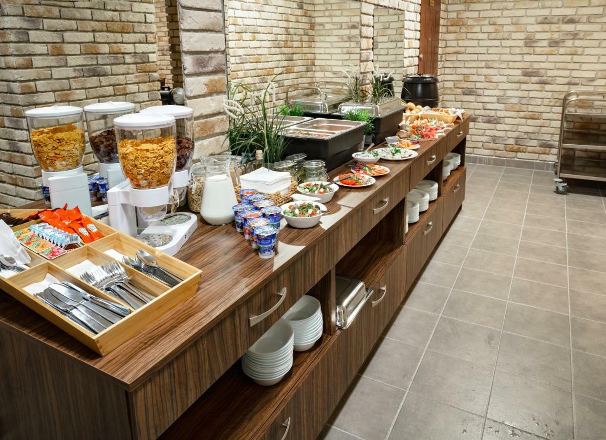 Hotel Lublin Ngoại thất bức ảnh