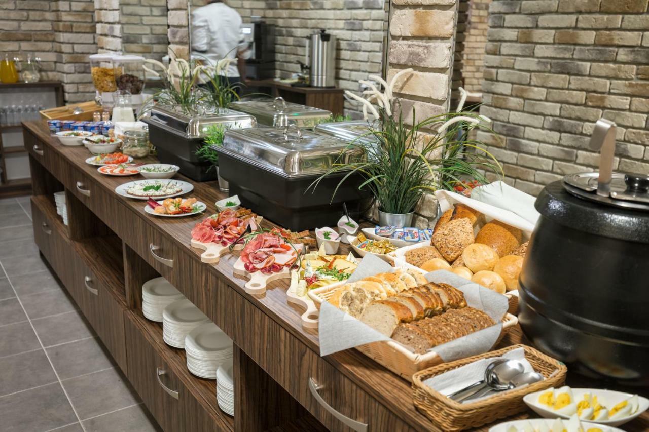 Hotel Lublin Ngoại thất bức ảnh